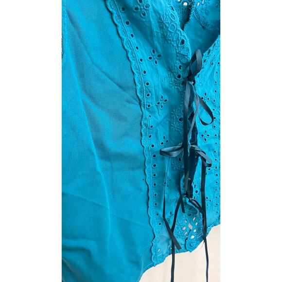 Teal Tie Front Tank Top with Eyelet Details Size Large - Picture 3 of 4